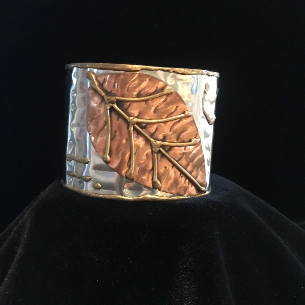 Tri color metal cuff bracelet
